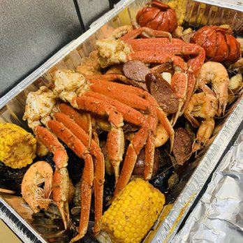 The Boiling Palace - Party of 5 - Seafood Near Me - Brooklyn, New York