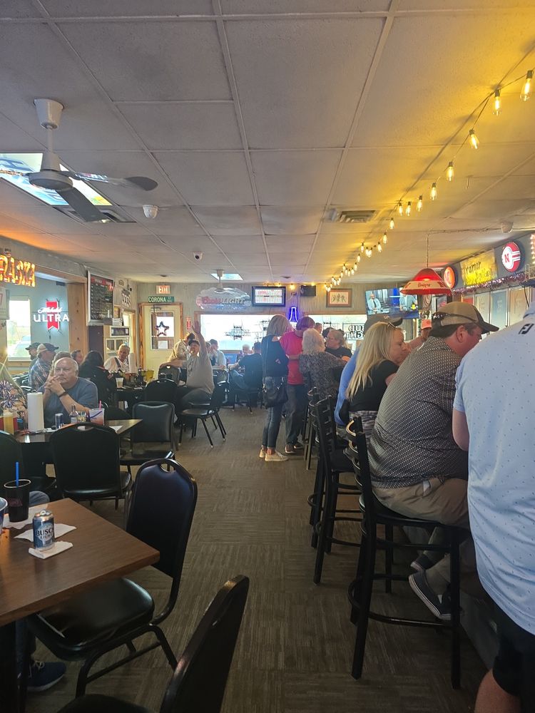 Kramer Bar & Grill Logo