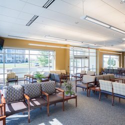 Beacon Orthopaedics & Sports Medicine - Beacon Orthopaedics Surgery Center Waiting Area
