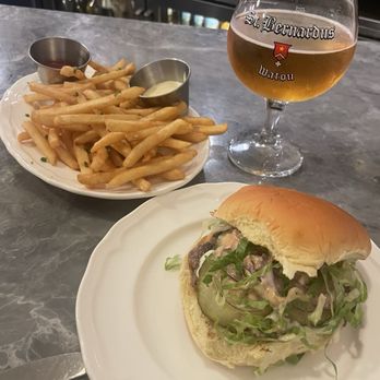 La Bonne Vache - Classique burger and frites. - French Near Me - Washington, DC, District of Columbia La Bonne Vache - Classique burger and frites. - French Near Me - Washington, DC, District of Columbia