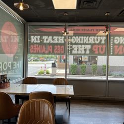 The Port Of Peri Peri Des Plaines