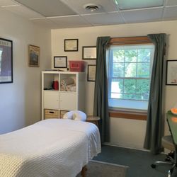 Tree of Life Lymphatic Therapy - Treatment room