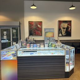 Great customer service. Cool place. Highly recommended Great customer service. Cool place. Highly recommended