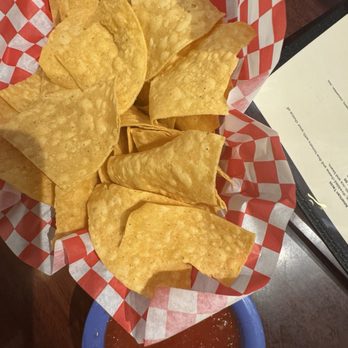 El Mariachi Loco Cantina - Chips and salsa - Mexican Near Me - Bridgeton, Missouri El Mariachi Loco Cantina - Chips and salsa - Mexican Near Me - Bridgeton, Missouri