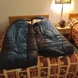 Timberline Motel - We choose to sleep in our nice BigAgnes sleeping bags due to having to be in a Smoking Room. Great sleep!