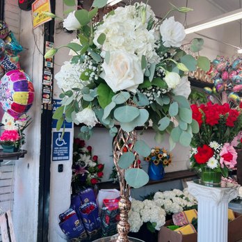 Fabela's Flowers - Florists Near Me - Los Angeles, California