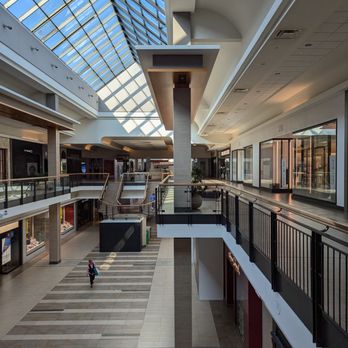 CF Fairview Mall - Shopping Centers Near Me - Toronto, Ontario
