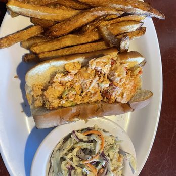 Pirates Pub & Grub - Lobster roll - American Near Me - Madeira Beach, Florida Pirates Pub & Grub - Lobster roll - American Near Me - Madeira Beach, Florida