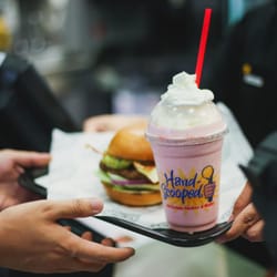Carl's Jr