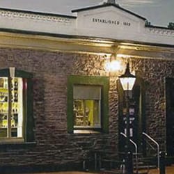 Gaslight Tavern - Gaslight Tavern - Pub Meals - Live band venue Brompton - Adelaide South Australia