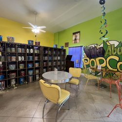 Wild About Popcorn - Clean & roomy space to enjoy the most delicious snacks