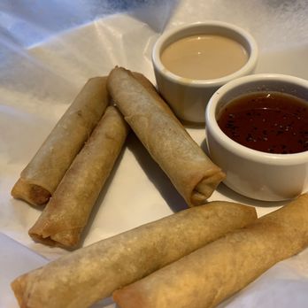 Yard House - Pork Lumpia - Vegetarian Near Me - Burbank, California
