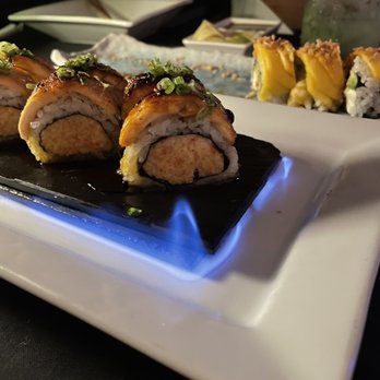 Kaviar Restaurants - Pasadena - Baked salmon roll - Sushi Bars Near Me - Pasadena, California Kaviar Restaurants - Pasadena - Baked salmon roll - Sushi Bars Near Me - Pasadena, California