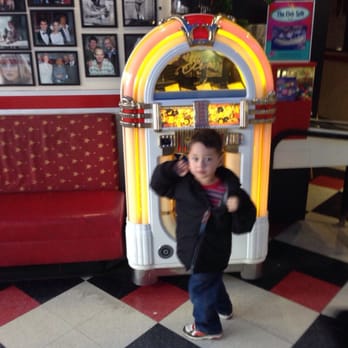 Galaxy Diner - jukebox! - Diners Near Me - Flagstaff, Arizona