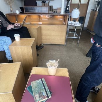 Maru Coffee - Seating area & vanilla bean latte - Coffee & Tea Near Me - Los Angeles, California