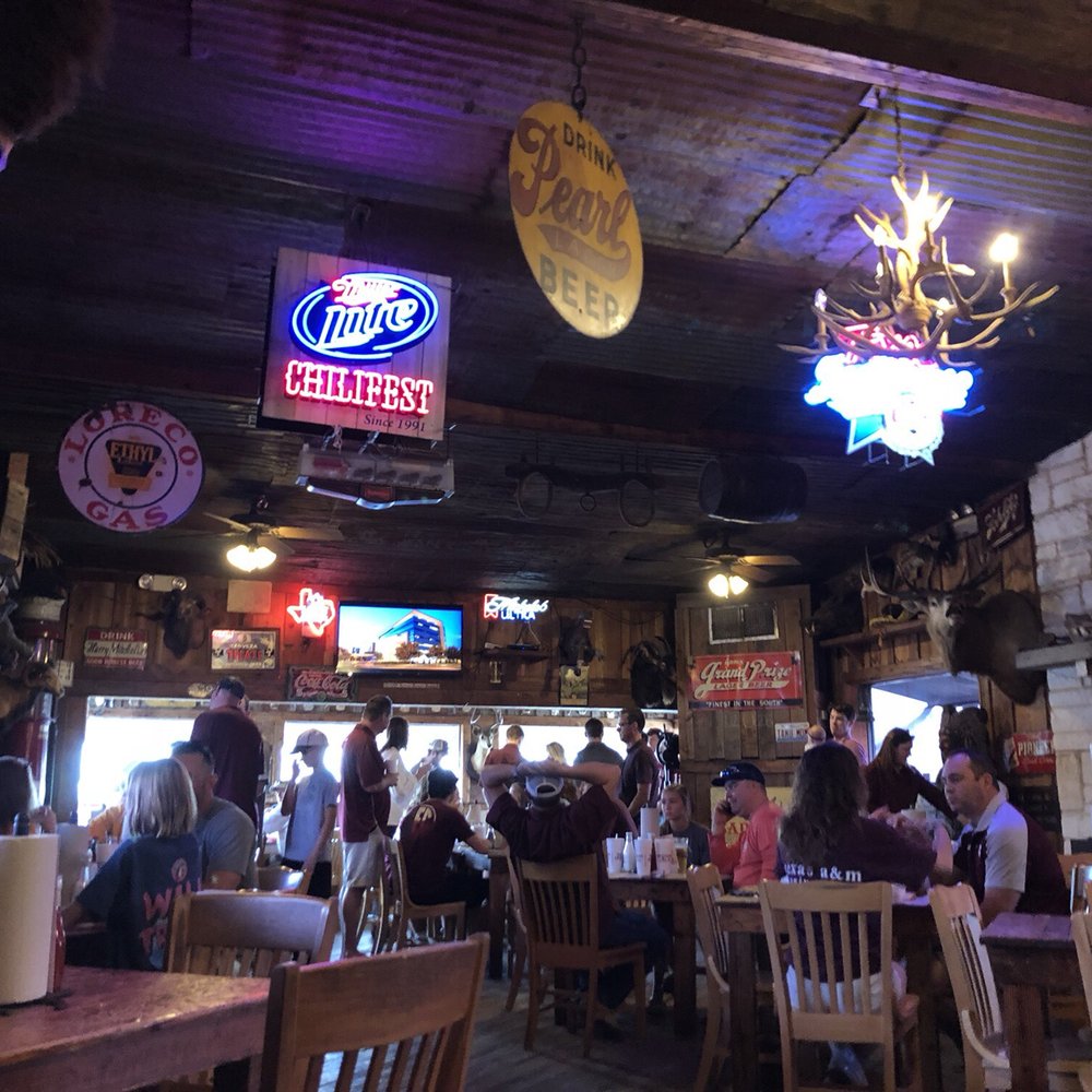 Chicken Oil - Dining area - Burgers Near Me - Bryan, Texas Chicken Oil - Dining area - Burgers Near Me - Bryan, Texas