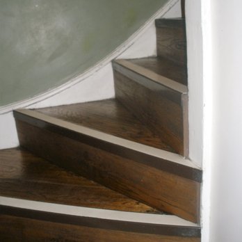 The Warwick - The Warwick, 25 Warwick Way, London, UK - a few more steps, then hard right, up more. - Pubs Near Me - London, XGL