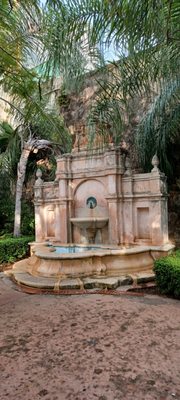 Paseo de la Princesa by null