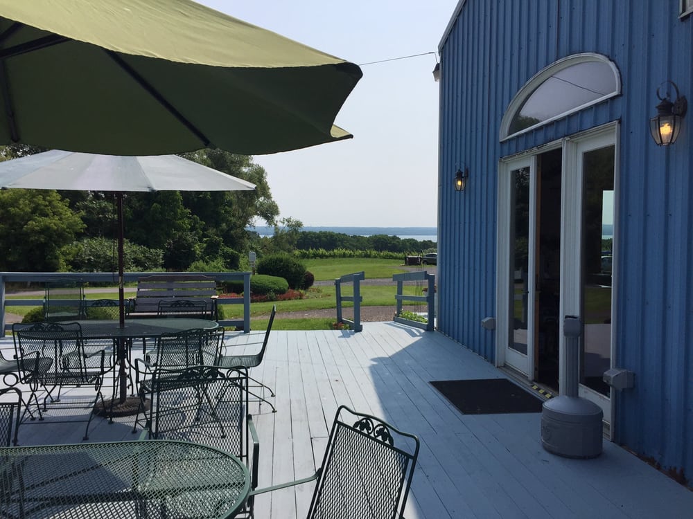 Seneca Shore Wine Cellars, Penn Yan Roadtrippers