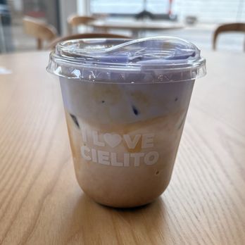Cielito Paradise - Vanilla Latte with Cielito Cold Foam - Coffee & Tea Near Me - Chicago, Illinois Cielito Paradise - Vanilla Latte with Cielito Cold Foam - Coffee & Tea Near Me - Chicago, Illinois