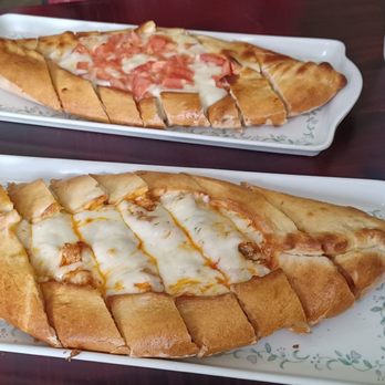 I-Cafe - Delicious pide. Chicken and veggies - Halal Near Me - Chicago, Illinois