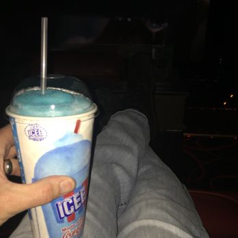 AMC Layton Hills 9 - Cinema Near Me - Layton Hills, Utah