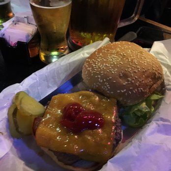 Johnny B's - Burgers Near Me - La Mesa, California