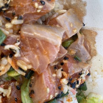 Poke Fin - Salmon was very chewy, as you can see in the picture, the salmon pieces had the brown part that's under the skin, and wasn't removed. - Poke Near Me - Cocoa Beach, Florida