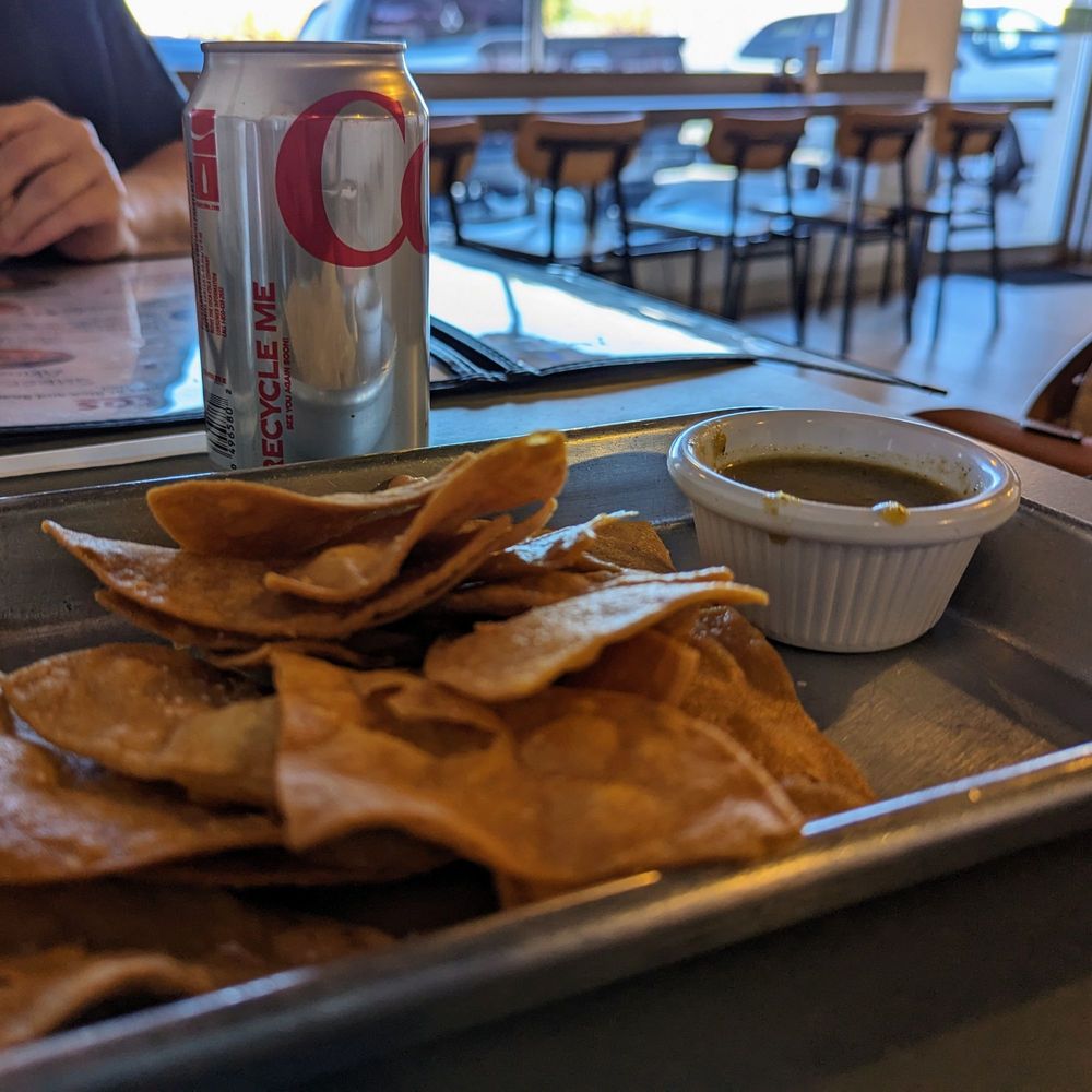 LOS POOKIES Updated May 2024 34 Photos & 34 Reviews 5614 Menaul