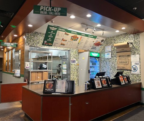 Wingstop Counter WINGSTOP - Updated June 2026 - 35 Photos & 41 Reviews - 337 W Main St ...