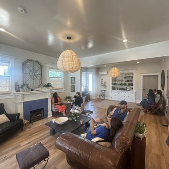 CedarHouse Coffee - Lounge and Couch Area - Coffee & Tea Near Me - Orange, California