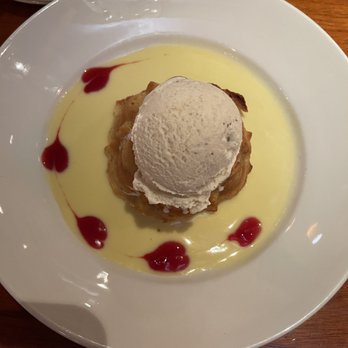 Coastal Flats - Warm White Chocolate Bread Pudding - American Near Me - Gaithersburg, Maryland