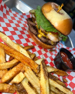 Big Al’s Down The Hatch by null