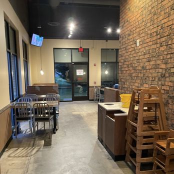 Pizza Hut - They have tables if you want to eat in - Fast Food Near Me - Ellicott City, Maryland Pizza Hut - They have tables if you want to eat in - Fast Food Near Me - Ellicott City, Maryland