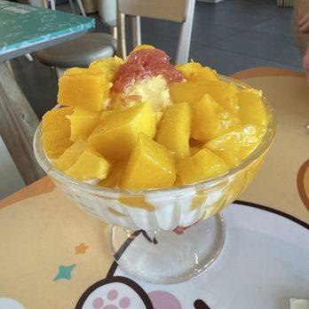 Mango Mango Dessert - A2 Coconut Mango Juice Sago & Pomelo w. Mango Ice Cream - Desserts Near Me - Orlando, Florida Mango Mango Dessert - A2 Coconut Mango Juice Sago & Pomelo w. Mango Ice Cream - Desserts Near Me - Orlando, Florida