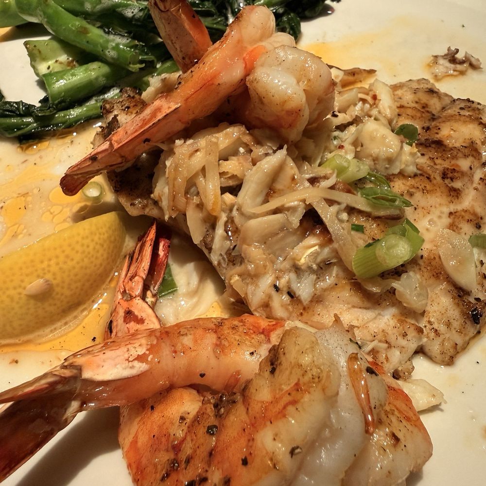 Pappadeaux Seafood Kitchen - Wild-Caught Snapper & Shrimp - Seafood Near Me - Austin, Texas