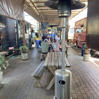 El Punto Foodtrucks - Food Trucks Near Me - Tijuana, BCN