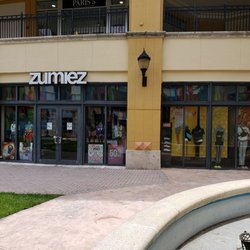 Zumiez