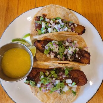 Alta Adams - Plaintain tacos - New American Near Me - Los Angeles, California Alta Adams - Plaintain tacos - New American Near Me - Los Angeles, California