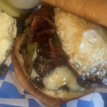 Bernie's Beach House - Heavenly goodness - Dance Clubs Near Me - Port Aransas, Texas