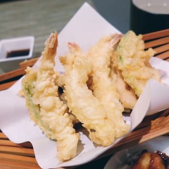 Tokyo Kitchen - Tempura included in dinner contained 3 pieces of prawn and 6 pieces of vegetables! Very generous serving. - Japanese Near Me - Toronto, Ontario Tokyo Kitchen - Tempura included in dinner contained 3 pieces of prawn and 6 pieces of vegetables! Very generous serving. - Japanese Near Me - Toronto, Ontario