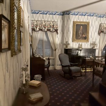 Ghosts & Gravestones - Historical Tours Near Me - Savannah, Georgia Ghosts & Gravestones - Historical Tours Near Me - Savannah, Georgia