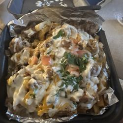 Music City Gyros - Loaded chicken fries