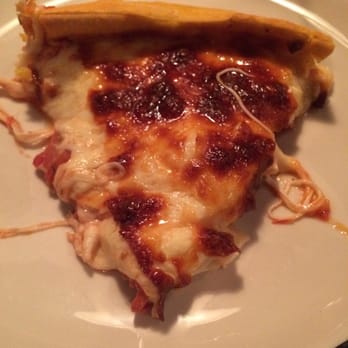 Gino's North Pizzeria - Deep Dish Declliciousness - Pizza Near Me - Chicago, Illinois