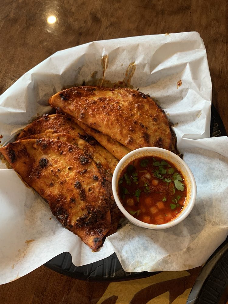 Taqueria Suarez Logo