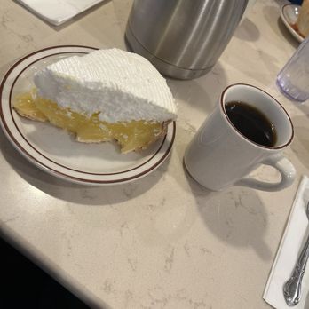 Eagle Diner - Lemon meringue pie!!!!!! The BEST!!! - Diners Near Me - Warminster, Pennsylvania