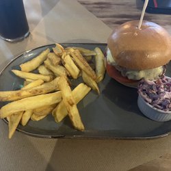 Rose & Crown - Casablanca Burger