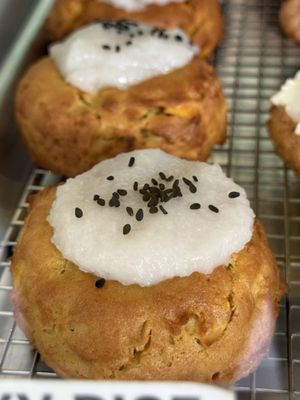 Lei'd Cookies by null