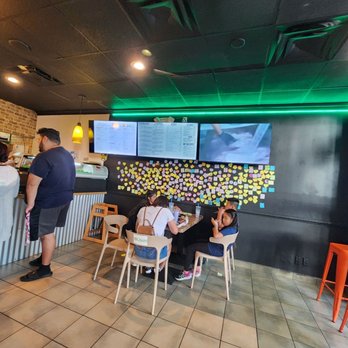 Litchi Delights - Lobby - Poke Near Me - Pembroke Pines, Florida Litchi Delights - Lobby - Poke Near Me - Pembroke Pines, Florida