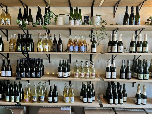Buvons Wine Shop + Wine Bar by null